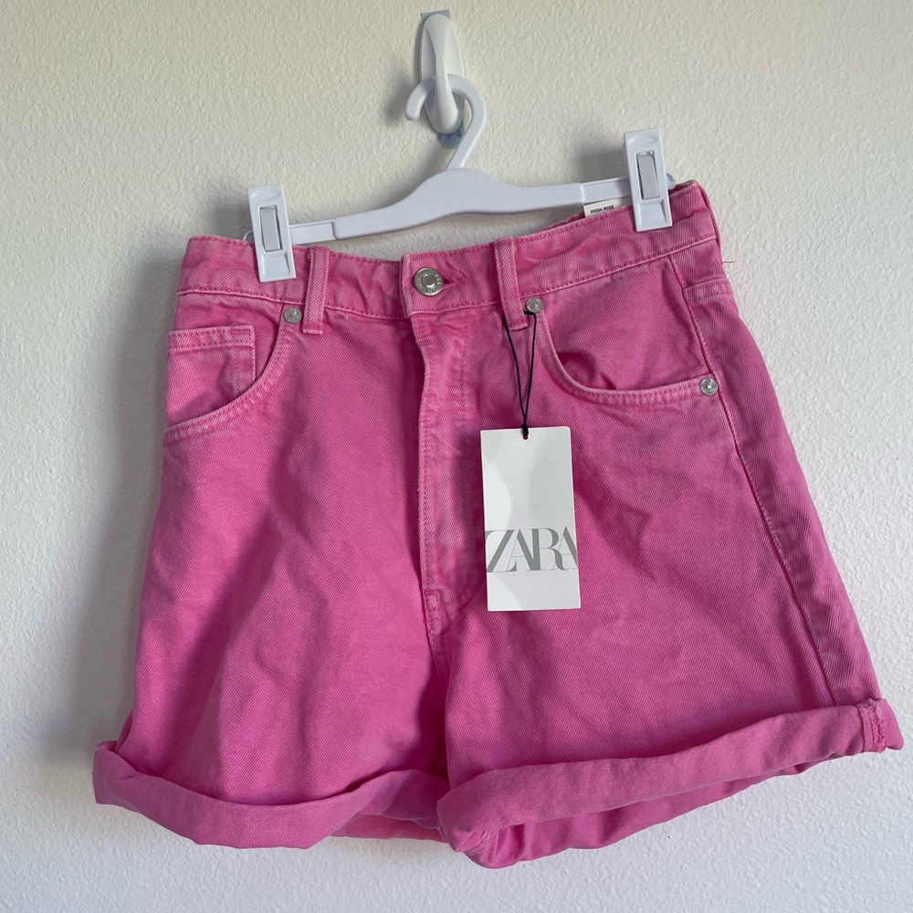 BRAND NEW pink zara classic mom fit jean shorts💖🌸💕🌷